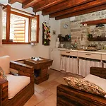 Salvezani Apartamento