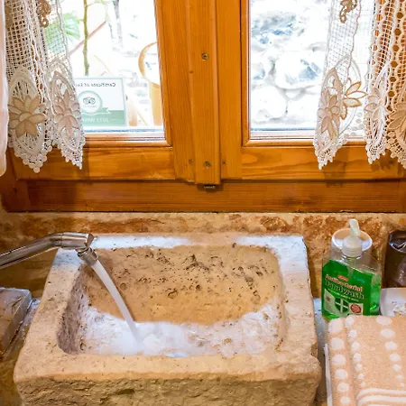 萨乌扎尼公寓酒店