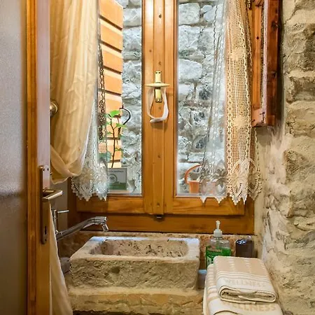 Salvezani * Split