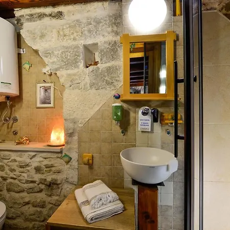 Salvezani Apartment
