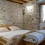 Salvezani * Split